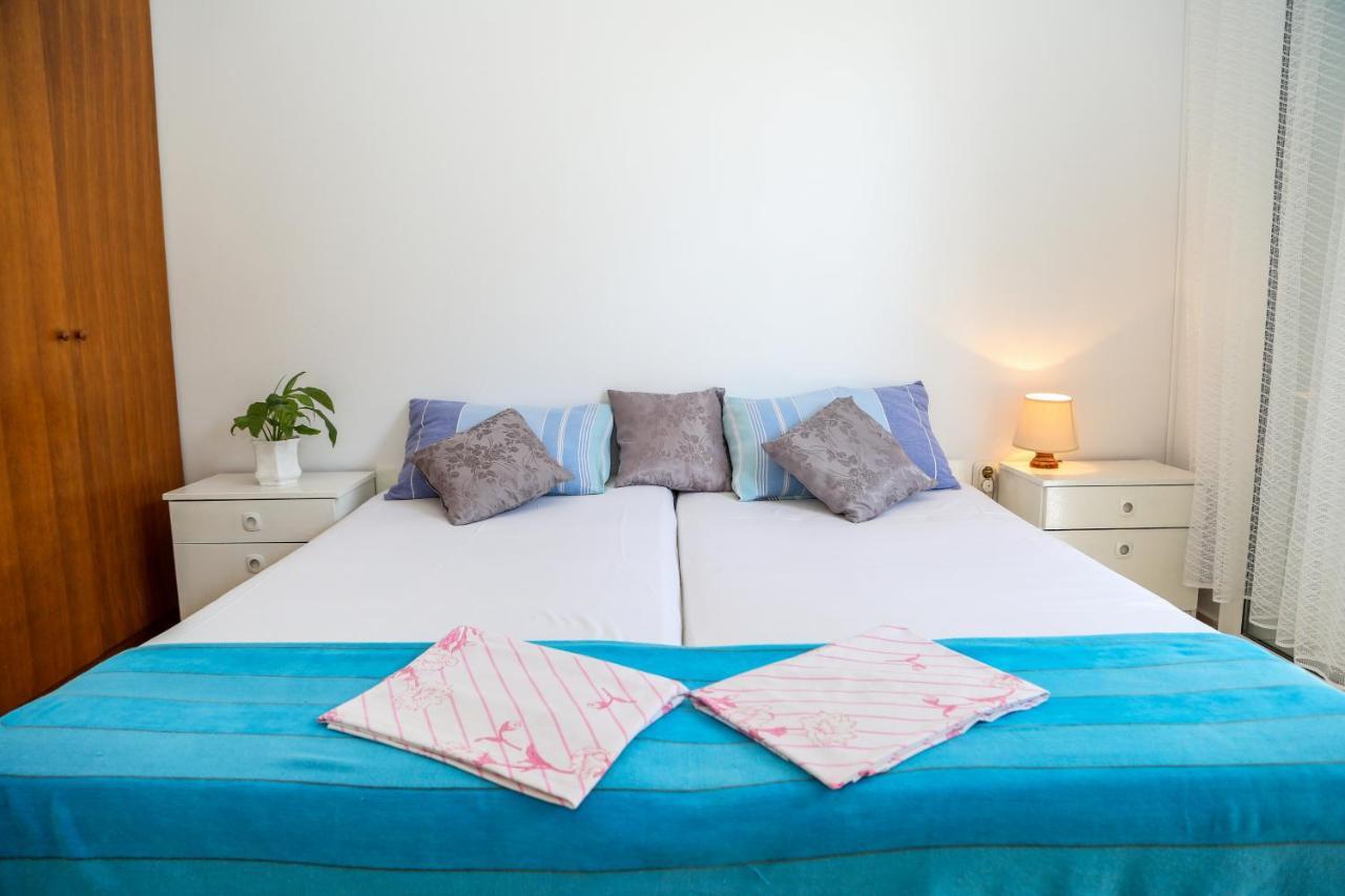 Apartments Butkovic Хвар Екстер'єр фото