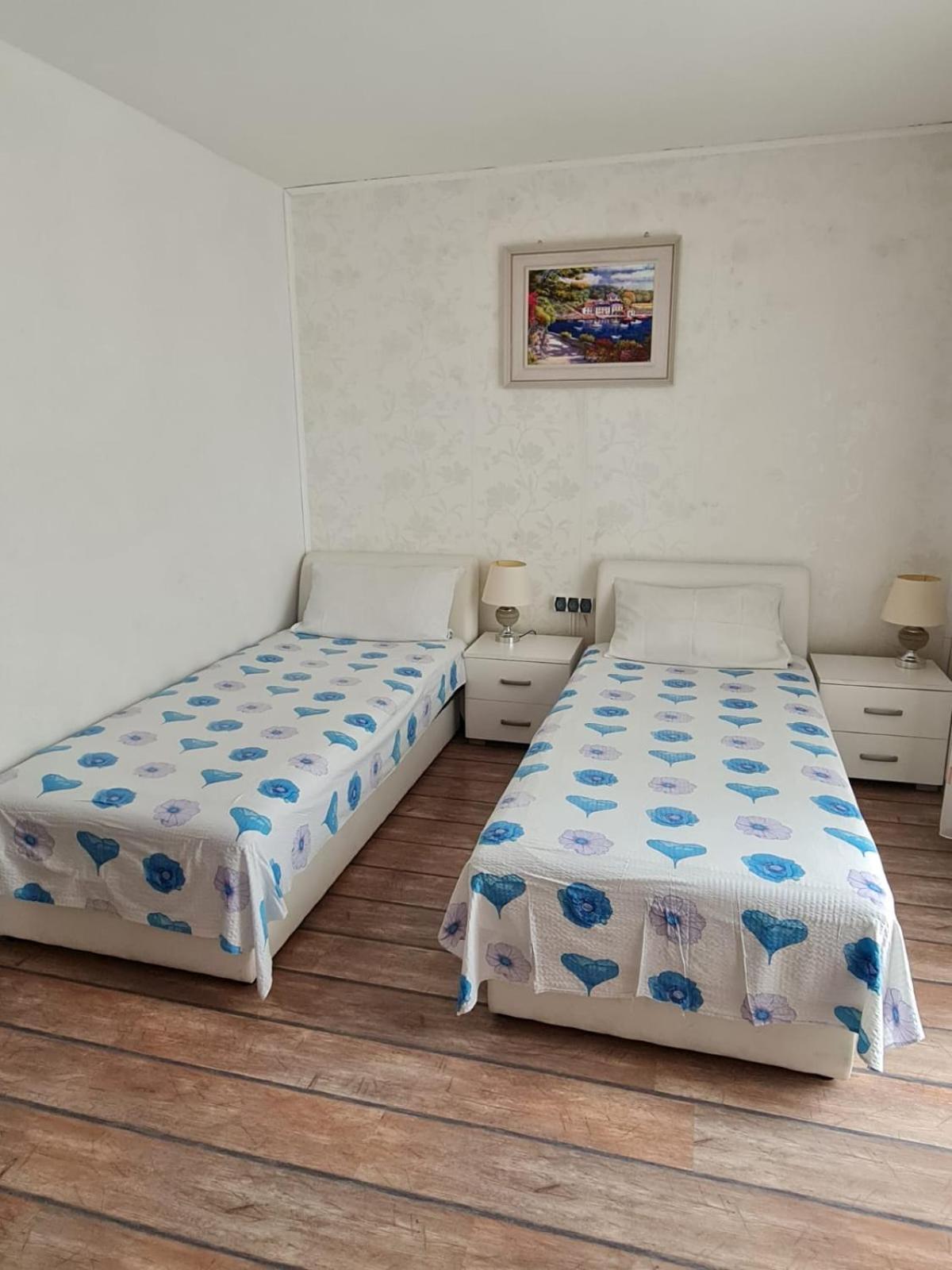 Apartments Butkovic Хвар Екстер'єр фото
