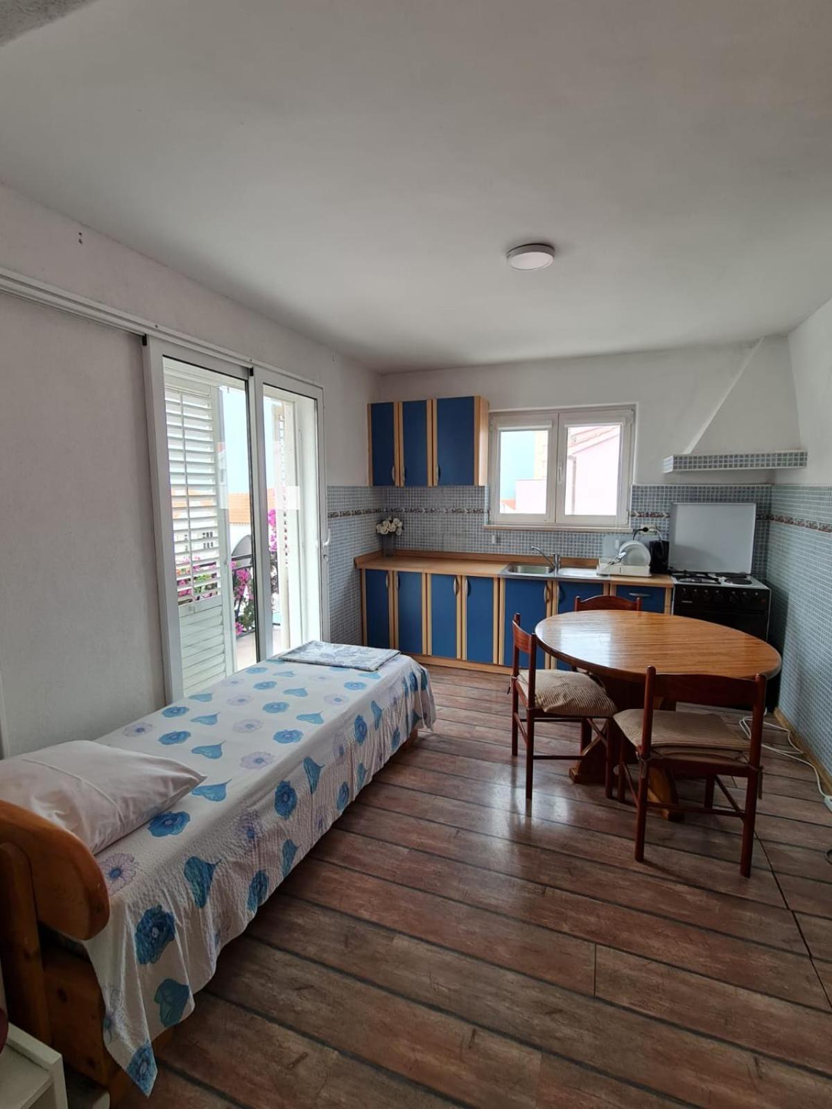 Apartments Butkovic Хвар Екстер'єр фото