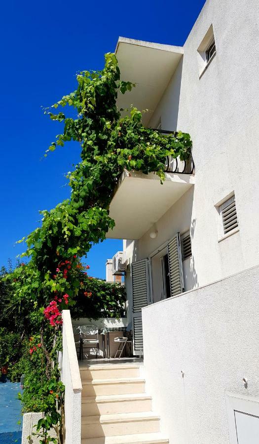 Apartments Butkovic Хвар Екстер'єр фото